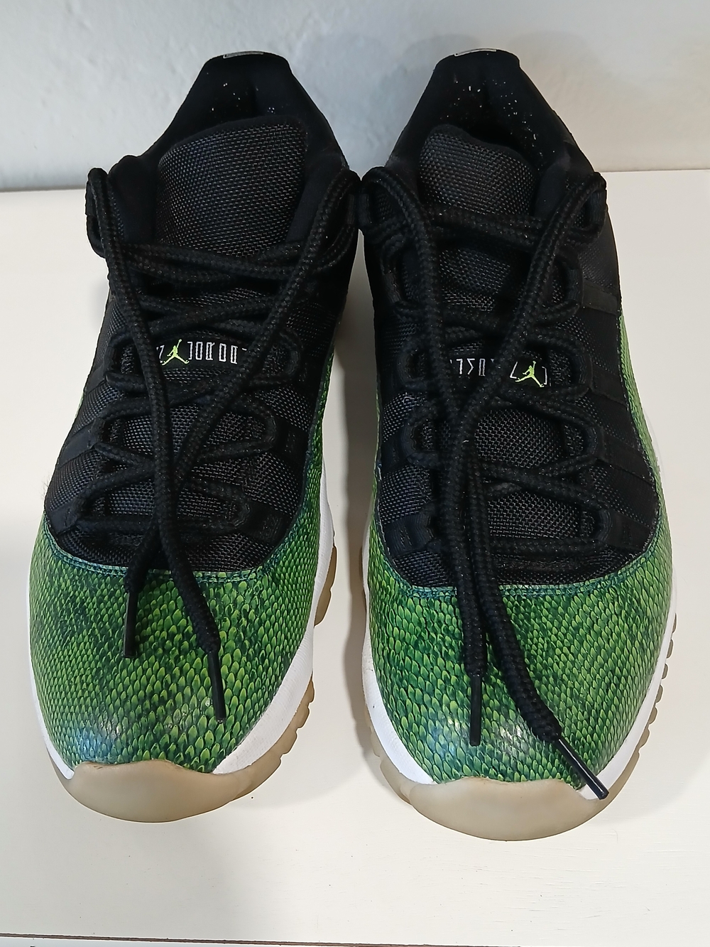 Jordan Low-Top Sneakers in Green and Black with Gum Outsole